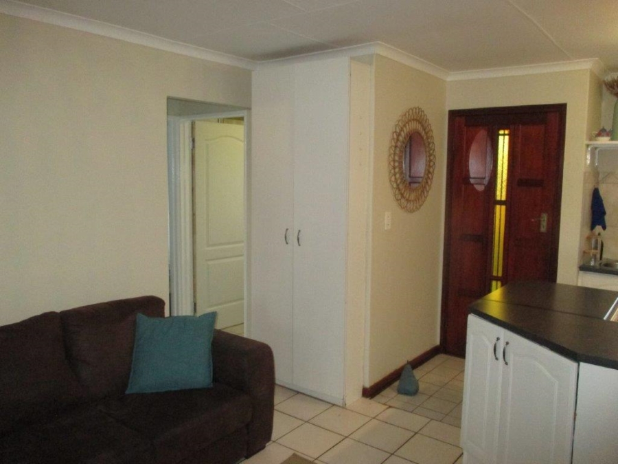 2 Bedroom Property for Sale in Kabega Park Eastern Cape